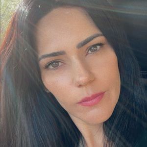 Meet your Posher, Michele